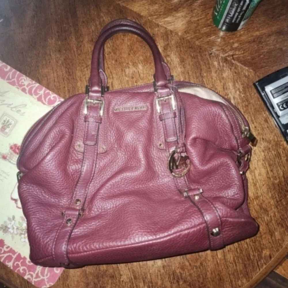 VINTAGE Michael Kors Bedford Legacy Convertible Satchel